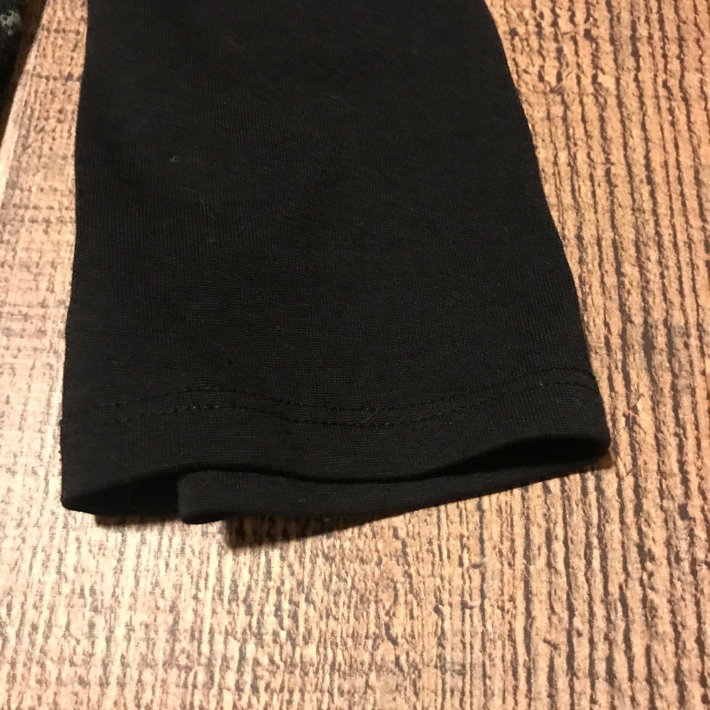 LulaRoe Randy Baseball Tee NWOT - Picture 4 of 5